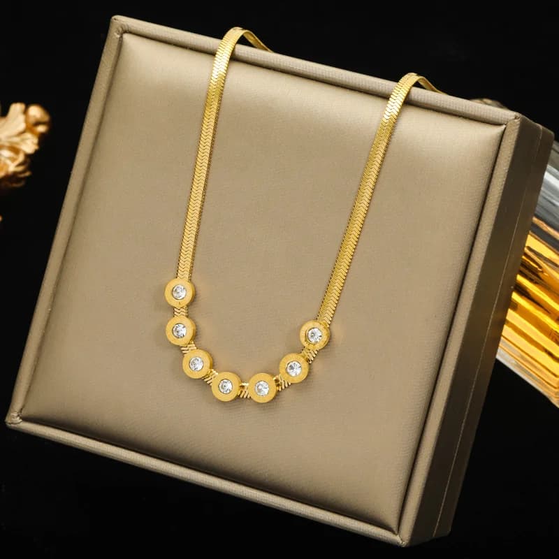 Collana Multistrato in Acciaio Inossidabile 316L con Pietre a Moneta Geometriche