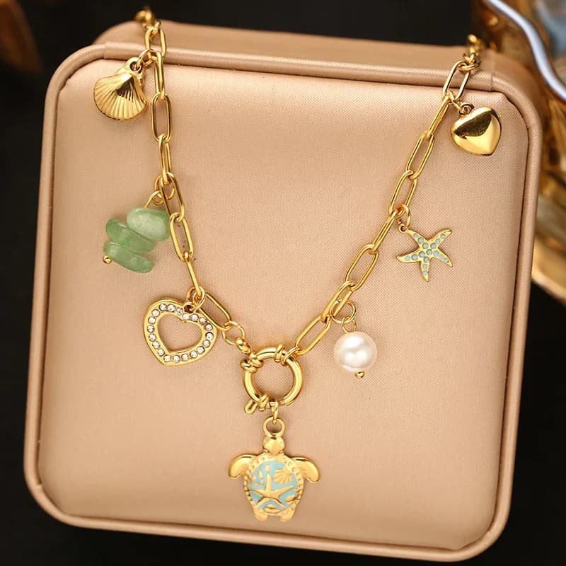 Collana con ciondolo sole vintage e sciarpa