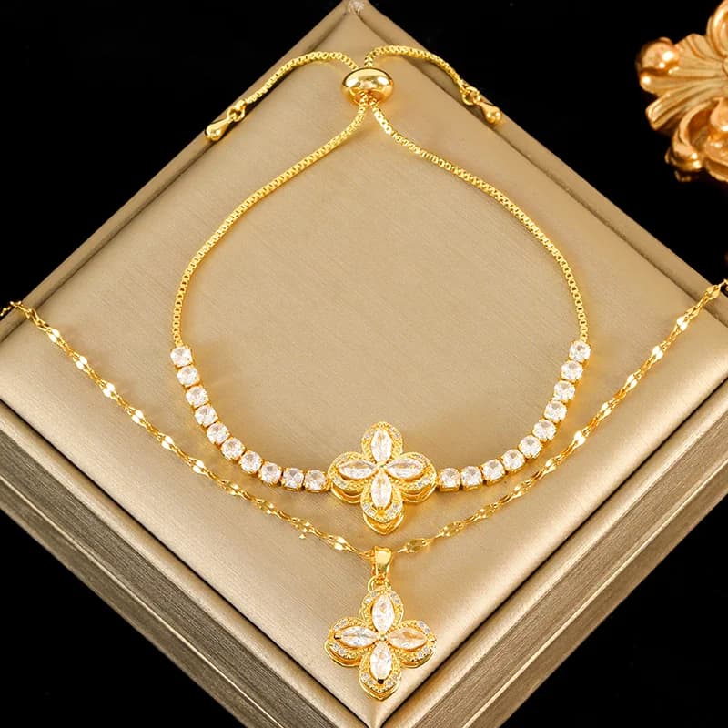 Set Collana e Bracciale Trifoglio Verde con Zirconi Rotanti