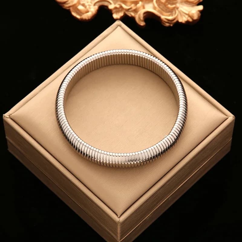 Bracciale cubano a maglie dorate