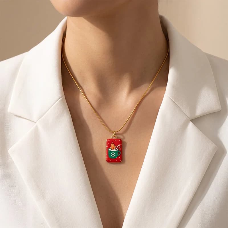 Collana con Pendente Bambino di Neve e Albero Cartoon
