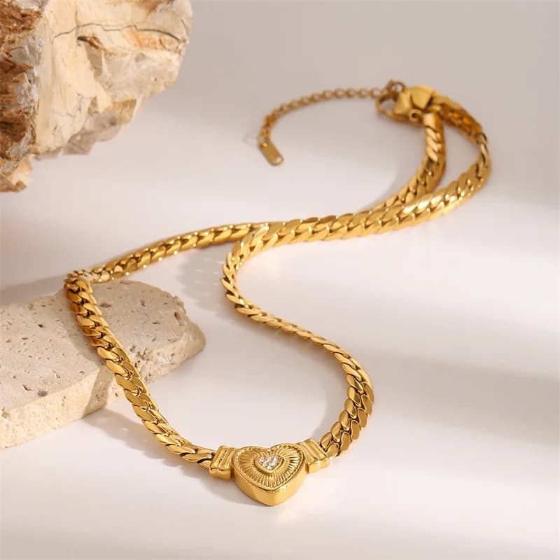 Choker cuore dorato