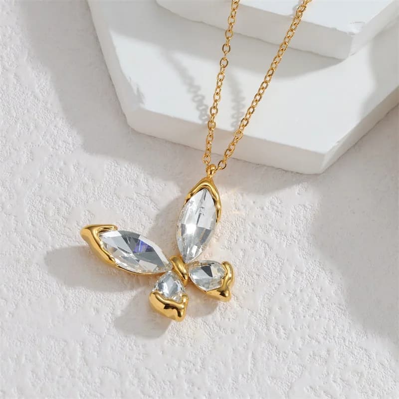 Collana con Pendente Fiore Ciliegia Perla