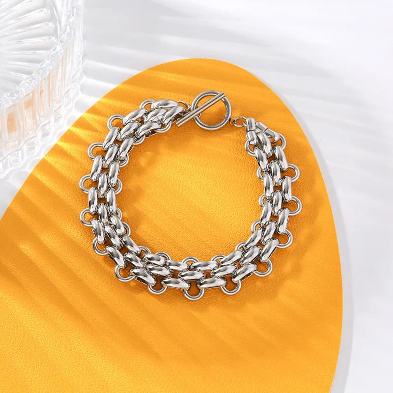 Bracciale cubano a maglie dorate