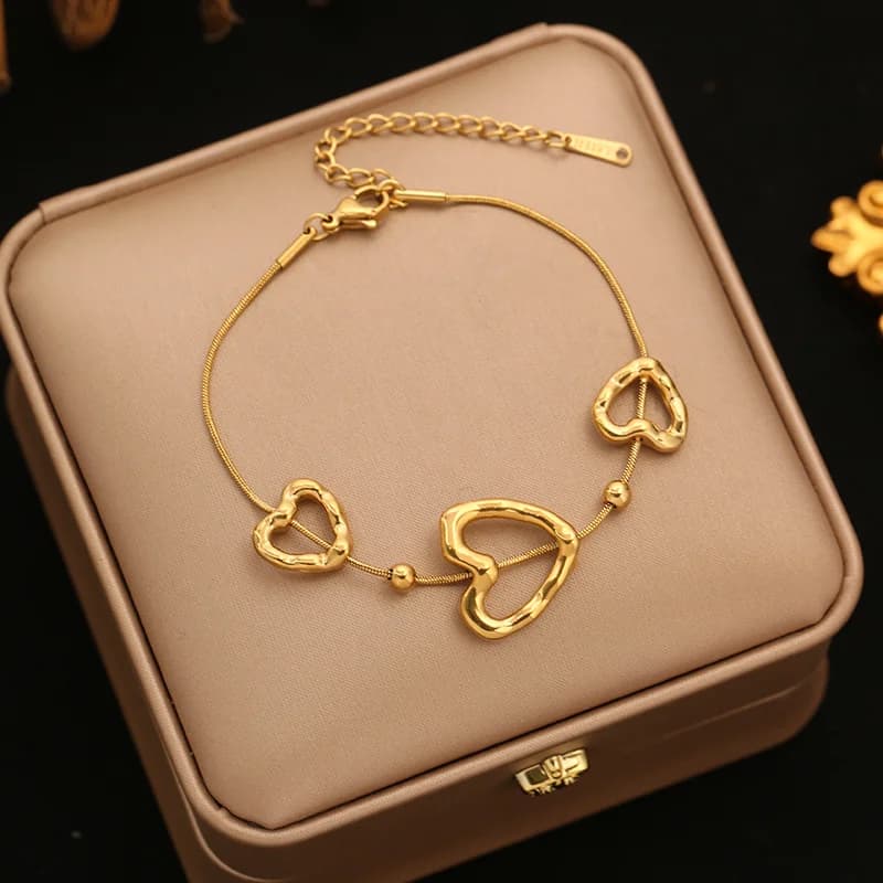 Bracciale Rigido a Catena con Cuore Traforato, Acciaio Inossidabile Dorato