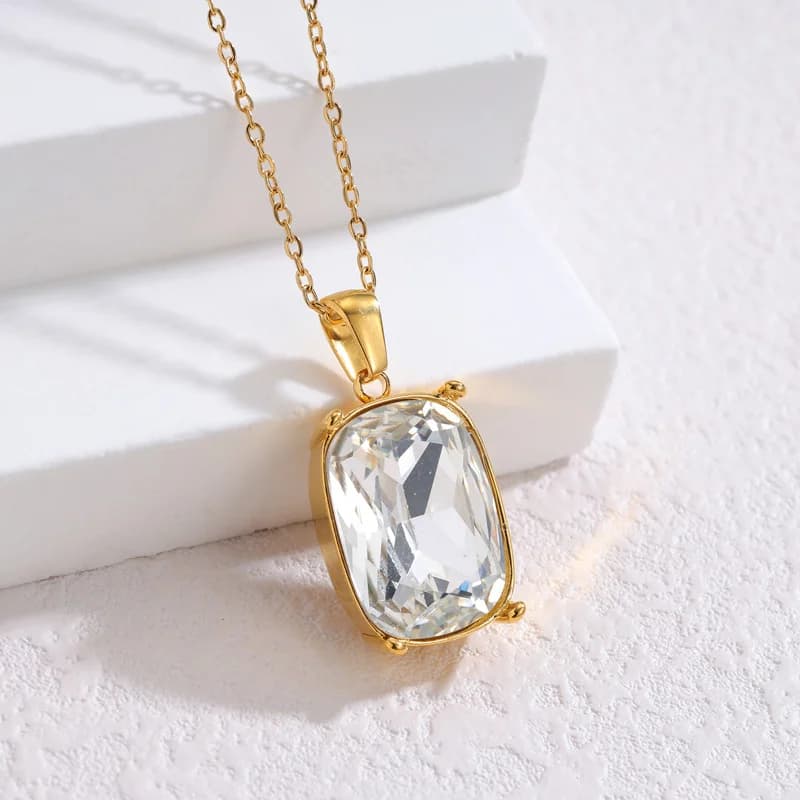 Set Collana, Orecchini e Anello in Acciaio Inossidabile con Cristalli