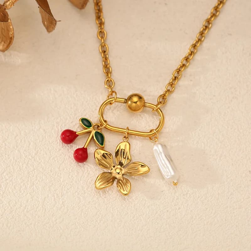 Collana con Pendente Fiore Ciliegia Perla