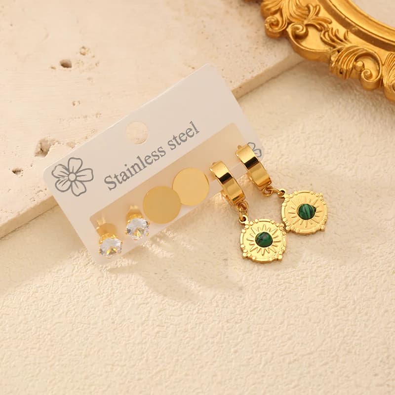 Set di 3 paia di orecchini pendenti vintage con pietra verde