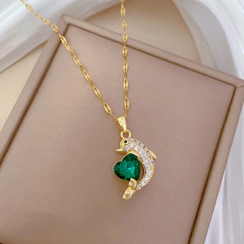 Collana con ciondolo delfino in zirconia cubica