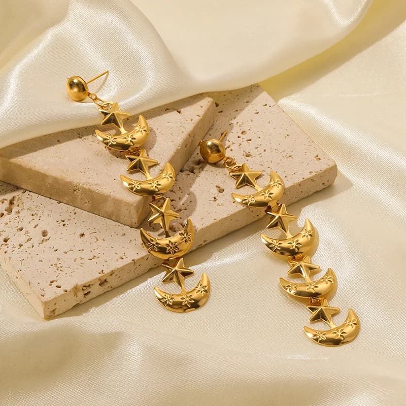 Orecchini Pendenti a Nappe Lunghe, Colore Oro