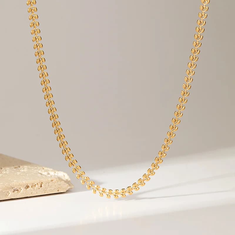Collana catena spiga, placcatura in oro 18K con texture