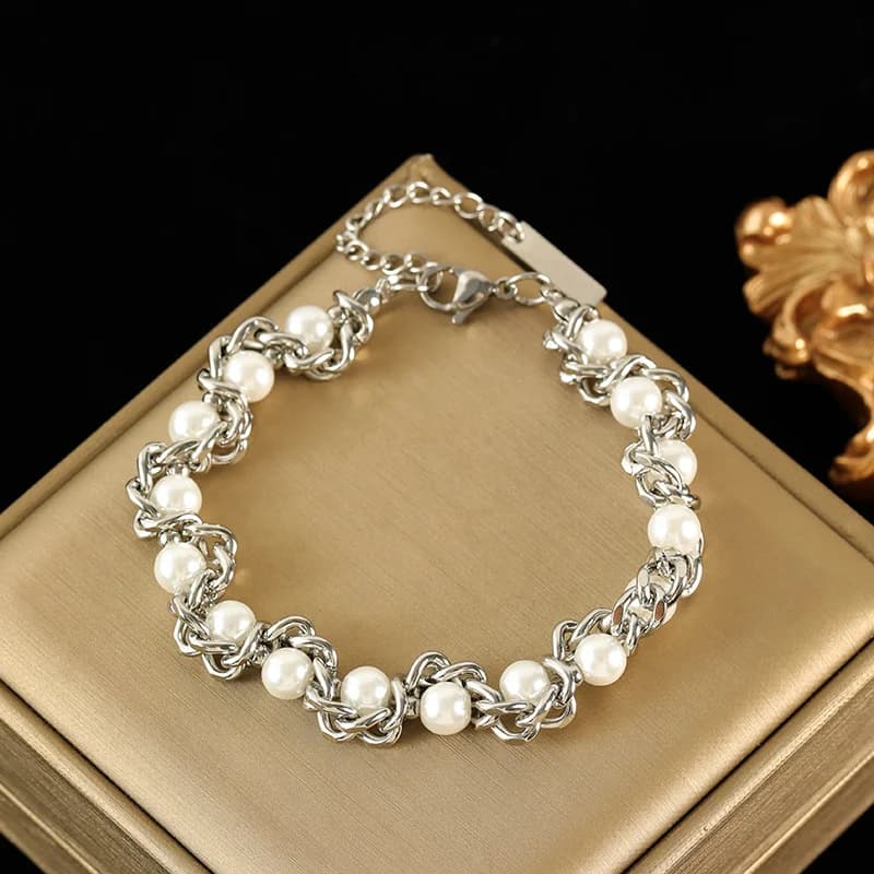 Bracciale a catena con perline