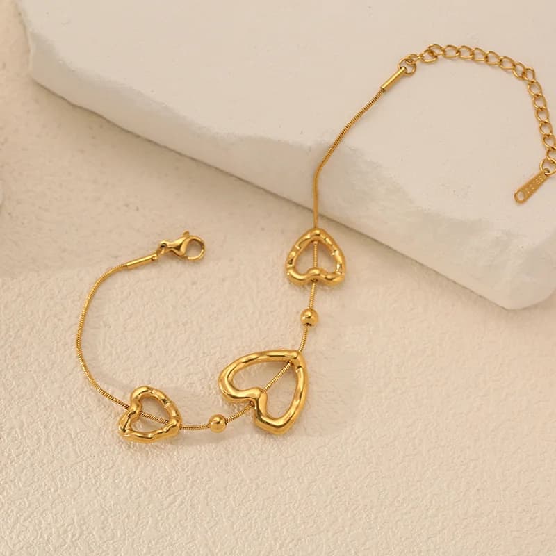 Bracciale Rigido a Catena con Cuore Traforato, Acciaio Inossidabile Dorato