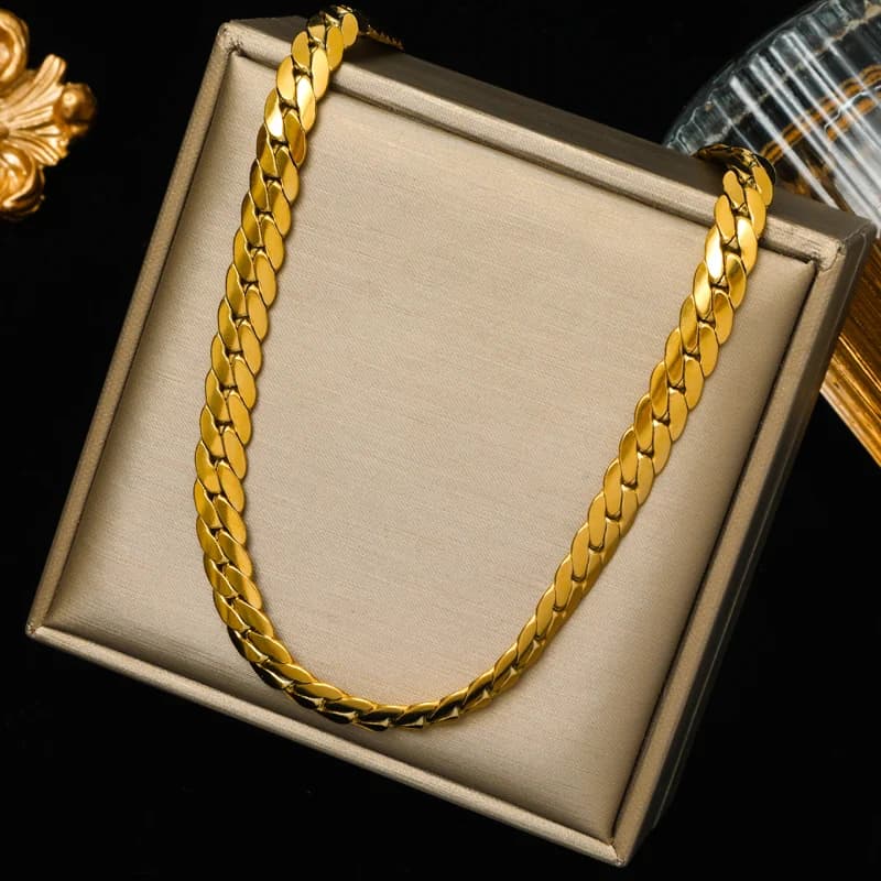 Set Collana e Bracciale con Catena Piatto Larga Dorata