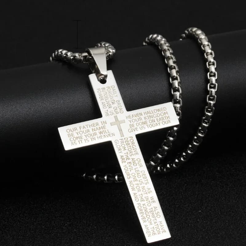 Collana con Pendente Croce in Metallo