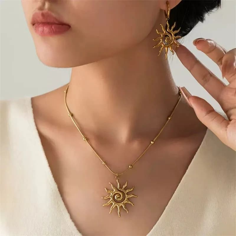 Set Collana e Orecchini Sole Vintage