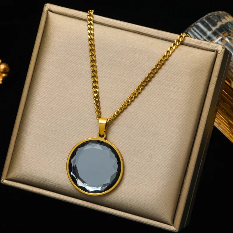 Collana con Pendente Quadrato Grande in Cristalli di Zirconia