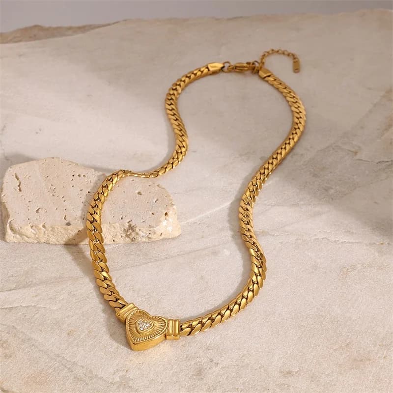 Choker cuore dorato