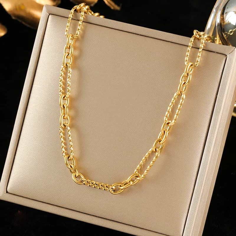 Set Collana e Bracciale a Catena Color Oro