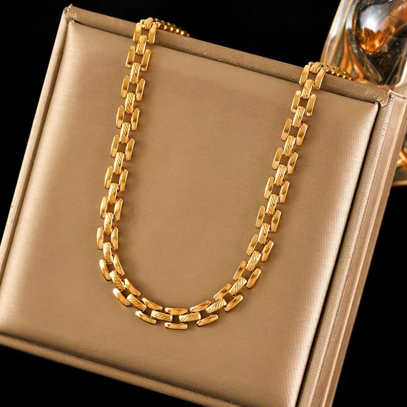 Collana catena spiga, placcatura in oro 18K con texture