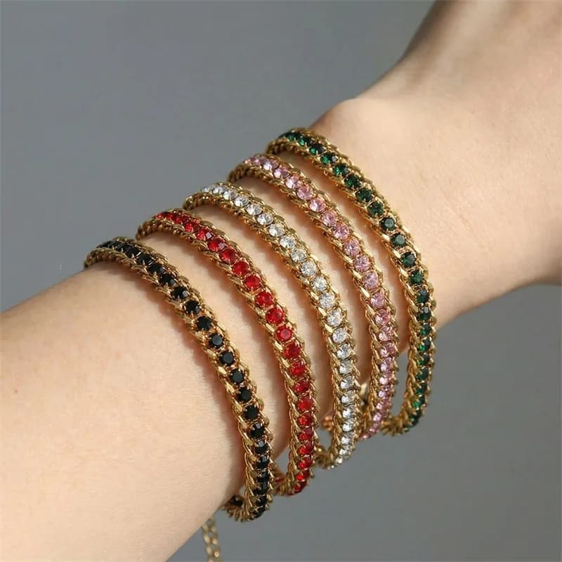 Bracciale a catena con zirconi scintillanti