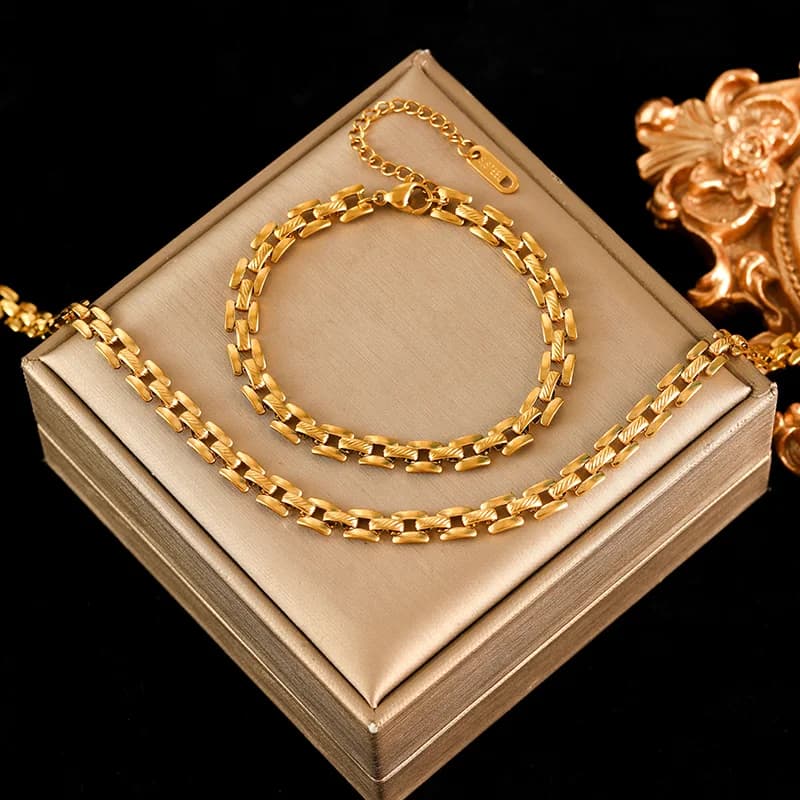 Set Collana e Bracciale Catena Geometrica Oro