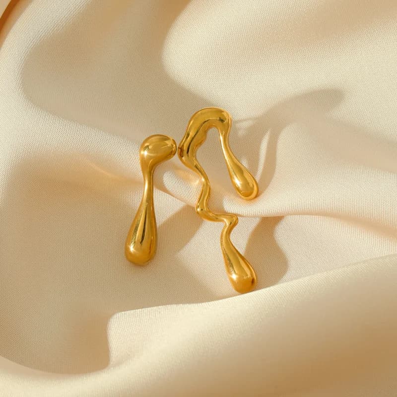 Orecchini pendenti in acciaio inox irregolari color oro