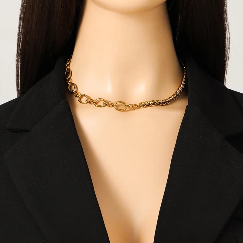 Collana a Catena Color Oro da Colletto