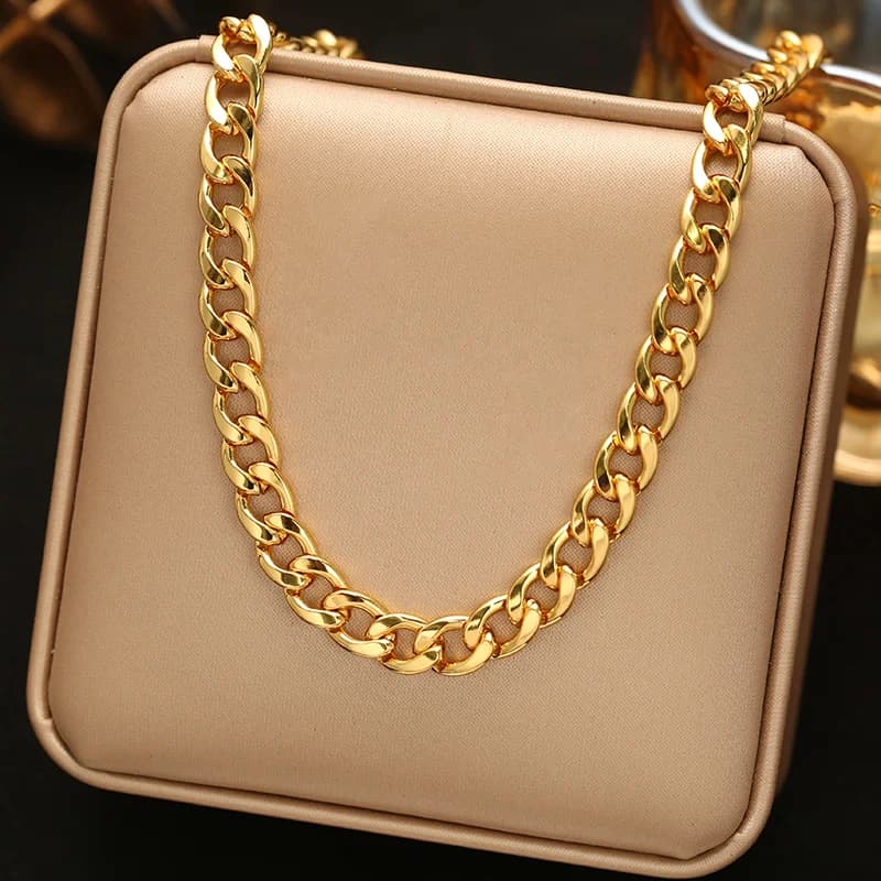 Choker a Catena Dorata in Acciaio Inossidabile
