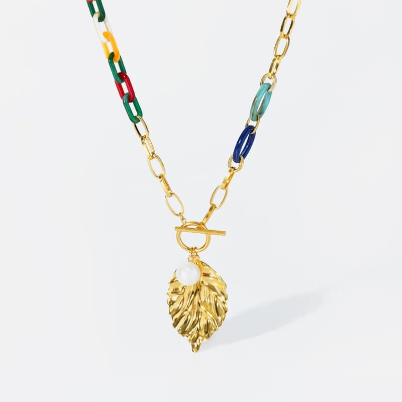 Collana Grande con Pendente Foglia in Acrilico