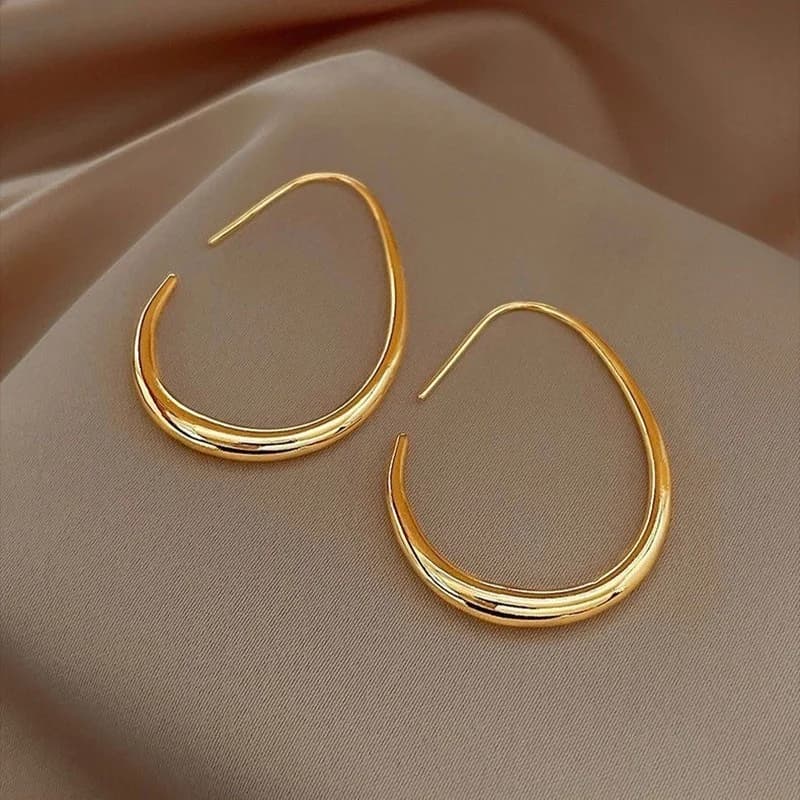 Orecchini a bottone a forma di C, acciaio inox placcato oro