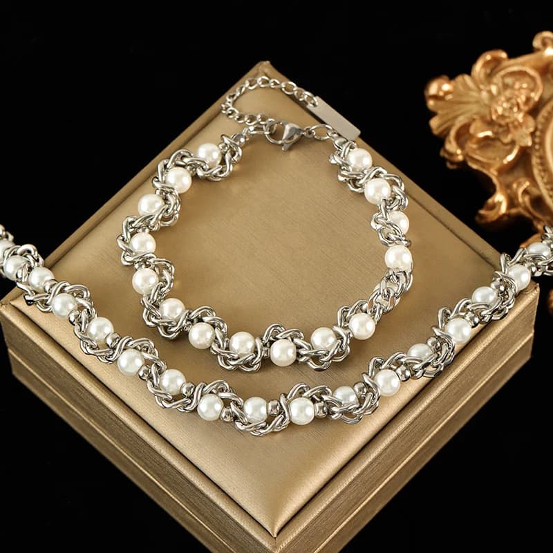 Set collana e bracciale a catena con perle, argento