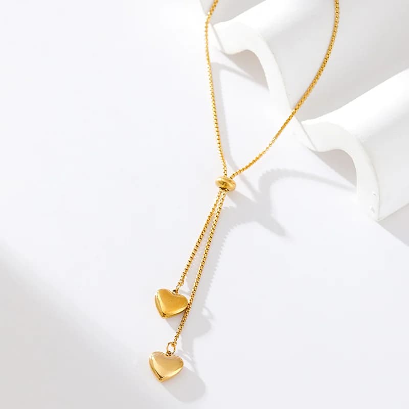 Collana con ciondolo a cuore regolabile, color oro