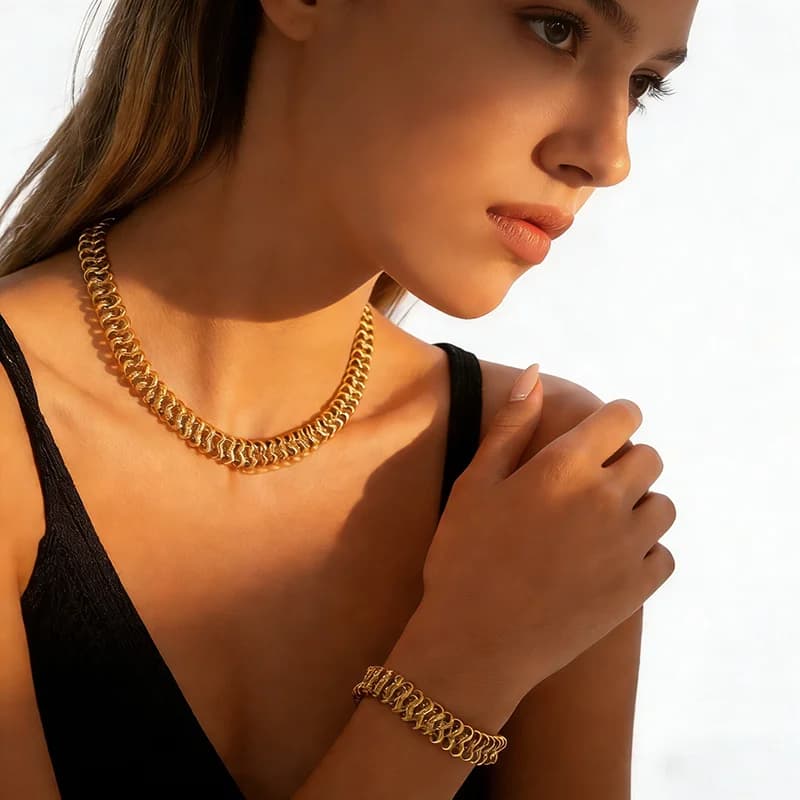 Set Collana e Bracciale con Catena Grossa Dorata