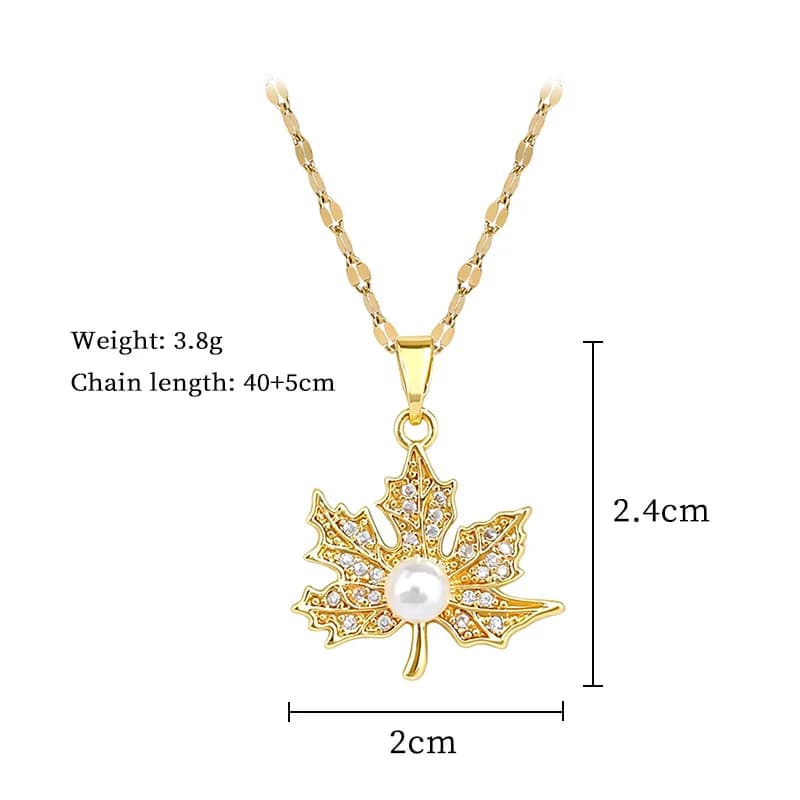 Collana con pendente foglia d'acero placcata oro e perla