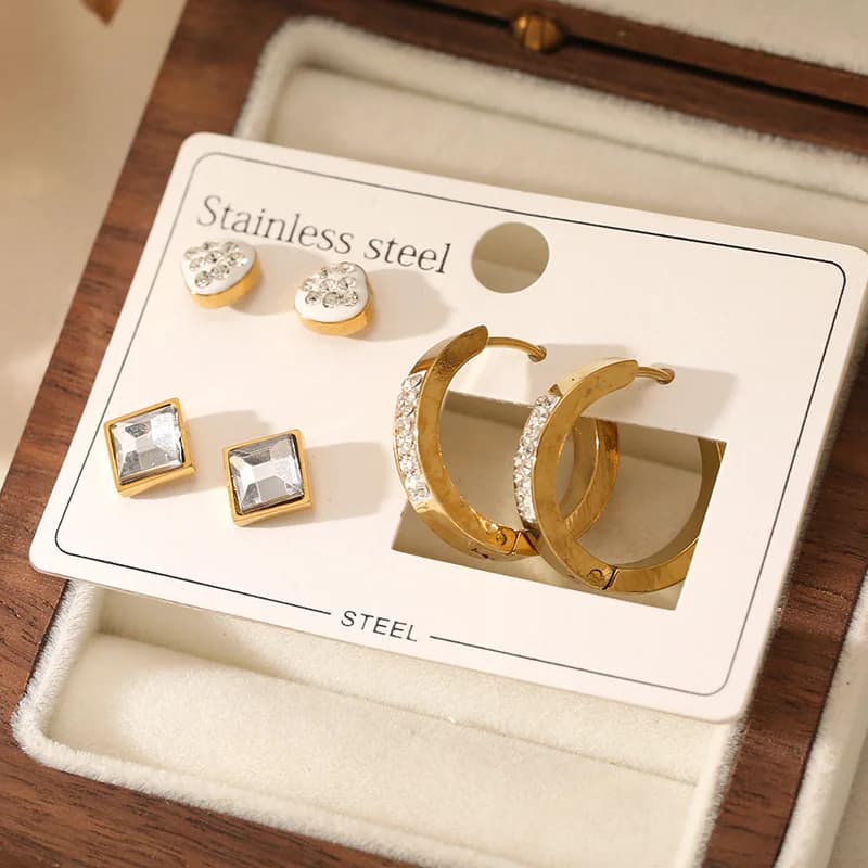 Set Orecchini Cerchio e Punto Luce con Zirconi Scintillanti
