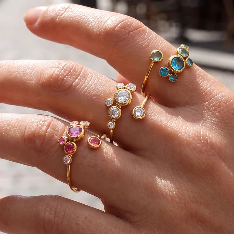 Anello Regolabile con Zirconia Cubica Colorata
