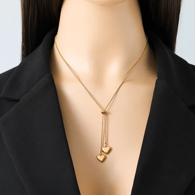 Collana con ciondolo a cuore regolabile, color oro